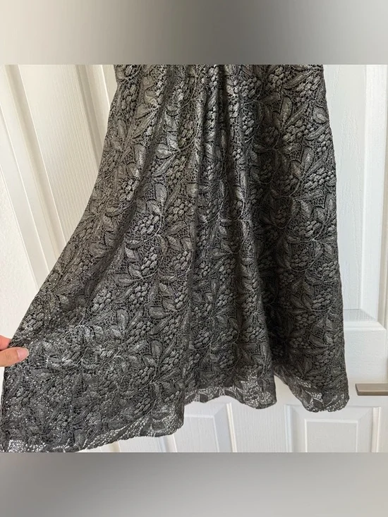 Diane von Furstenberg DVF Silk Lined Dress - Picture 4 of 9